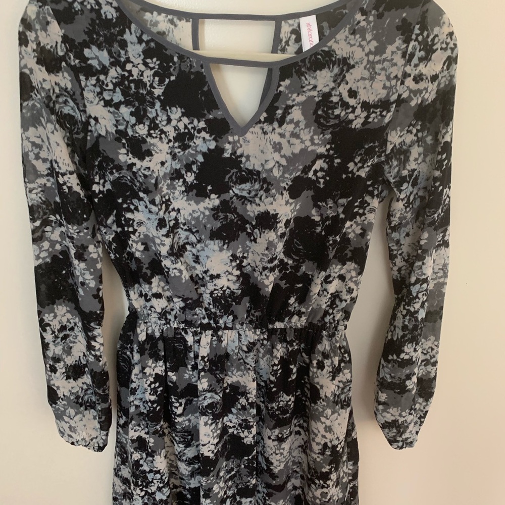 Xhiliration Long Sleeve Dress